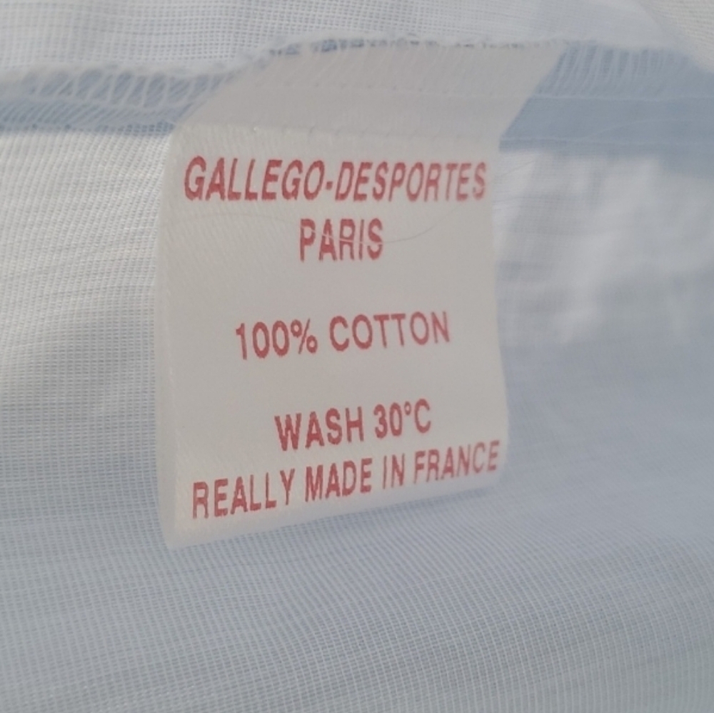 Gallego Desporte, Sleeveless Button Back Shirt, Light Blue, Size M - Picture 7 of 13